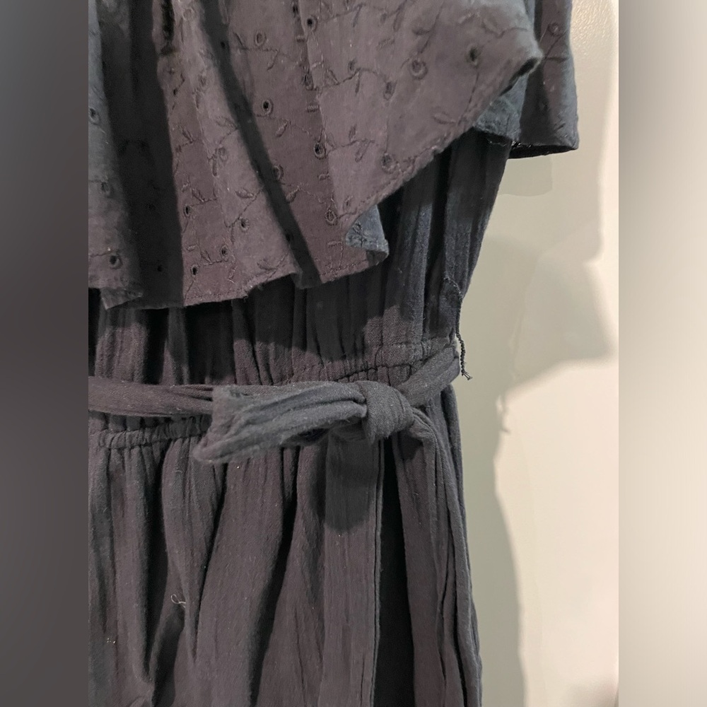 Black strapless eyelet detail dress with ruffle trim - Picture 3 of 4